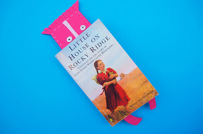 cute felt bookmark to make A DIY bookmark in a book