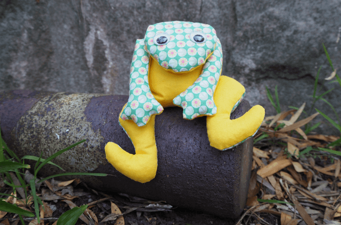 free frog softie pattern frog softie