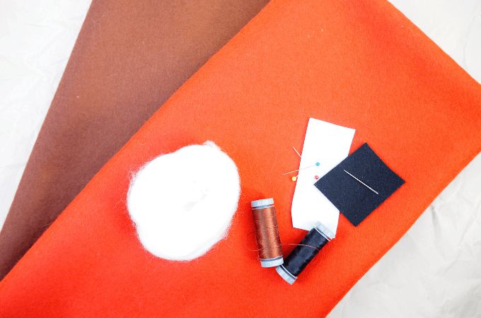 materials for making a dog softie